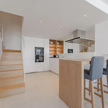 Aquasuites Luxury Duplex B08 Acantilado de los Gigantes