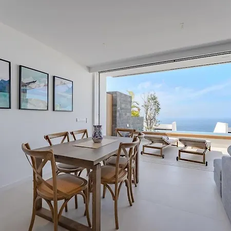 Aquasuites Luxury Duplex B08 * Acantilado de los Gigantes